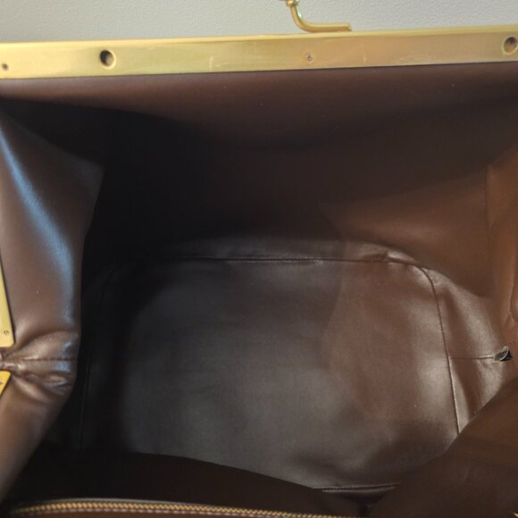 Popular Coach Kisslock in Maple - Picture 3 of 7